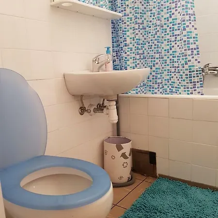 Duje شقة *